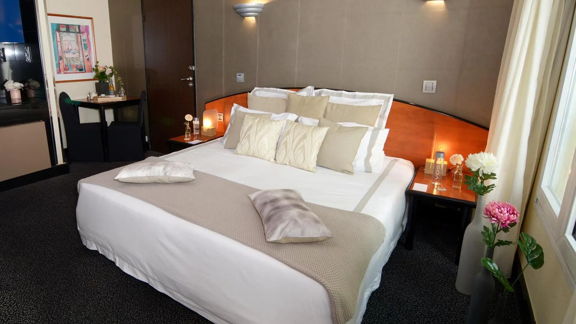 Le Patio Bastille Hotel 3*