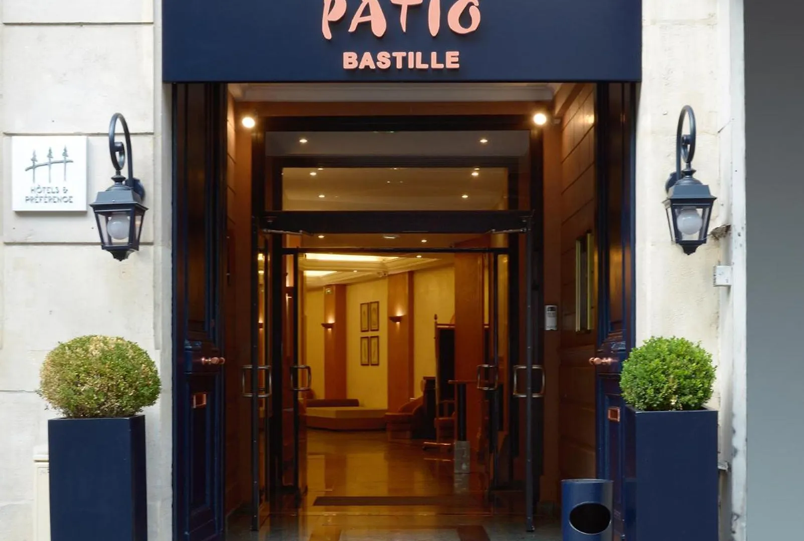 Le Patio Bastille Hotel