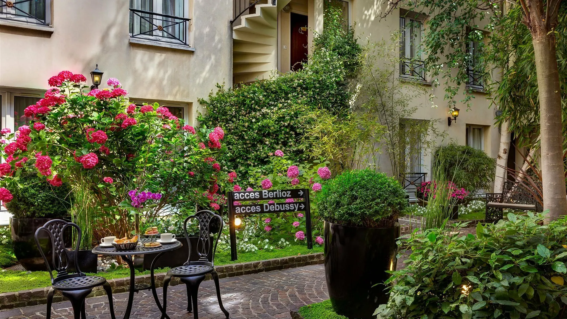 Le Patio Bastille
